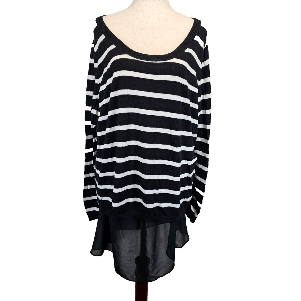 Torrid Pullover Boat Neck Tunic Sweater Long Sleeve Black & White Striped Size 3